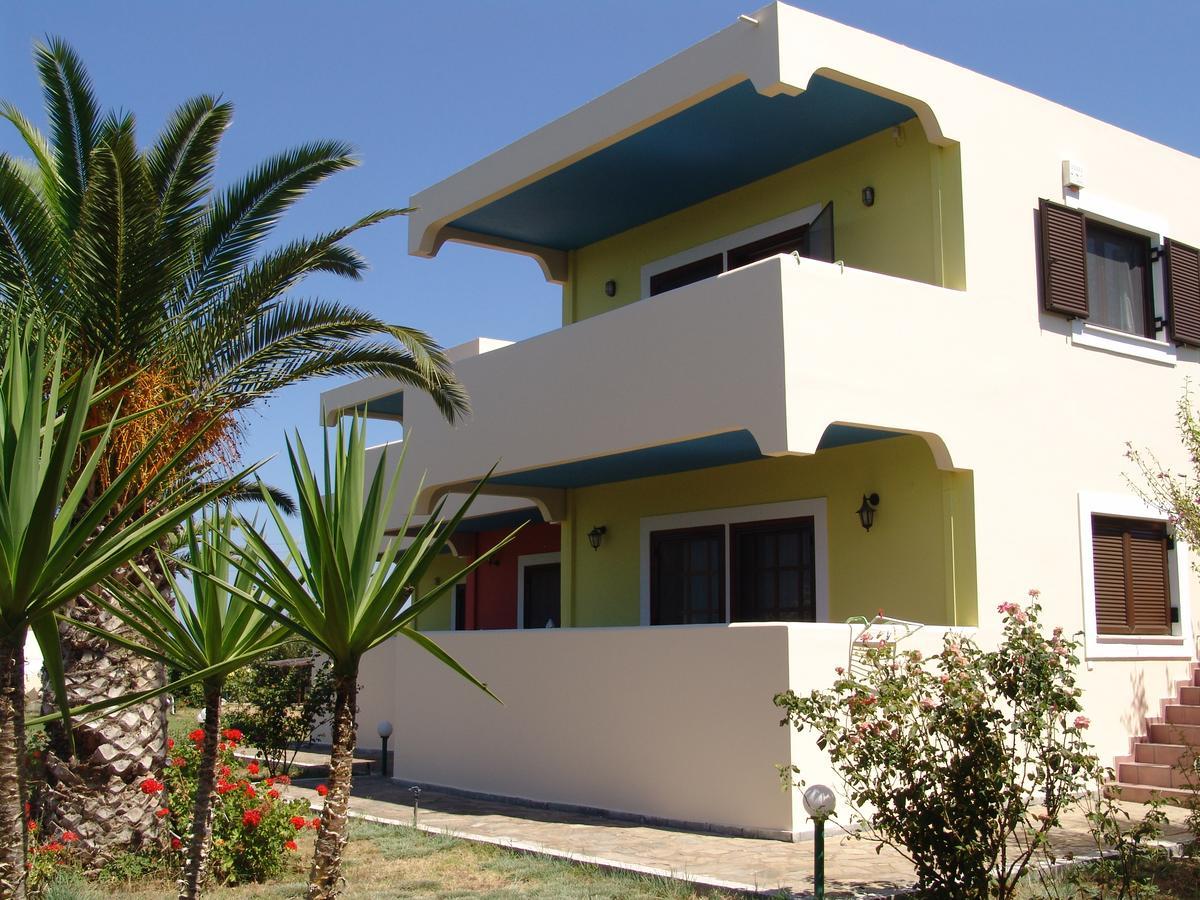 Terpsichore Apartments Kyparissia Eksteriør billede